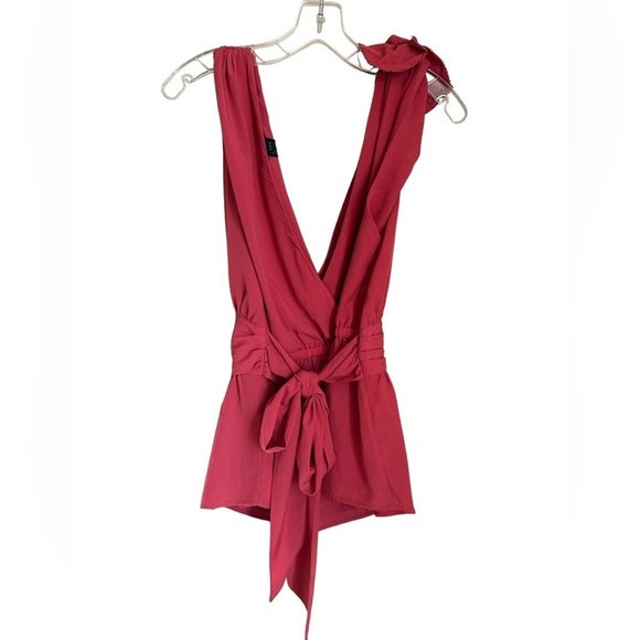 French Connection sleeveless top with wrap tie-back halter style. Size 12 - Picture 2 of 6